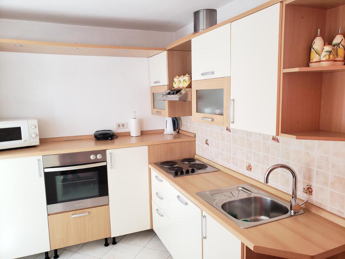 Risika Apartmani Экстерьер фото